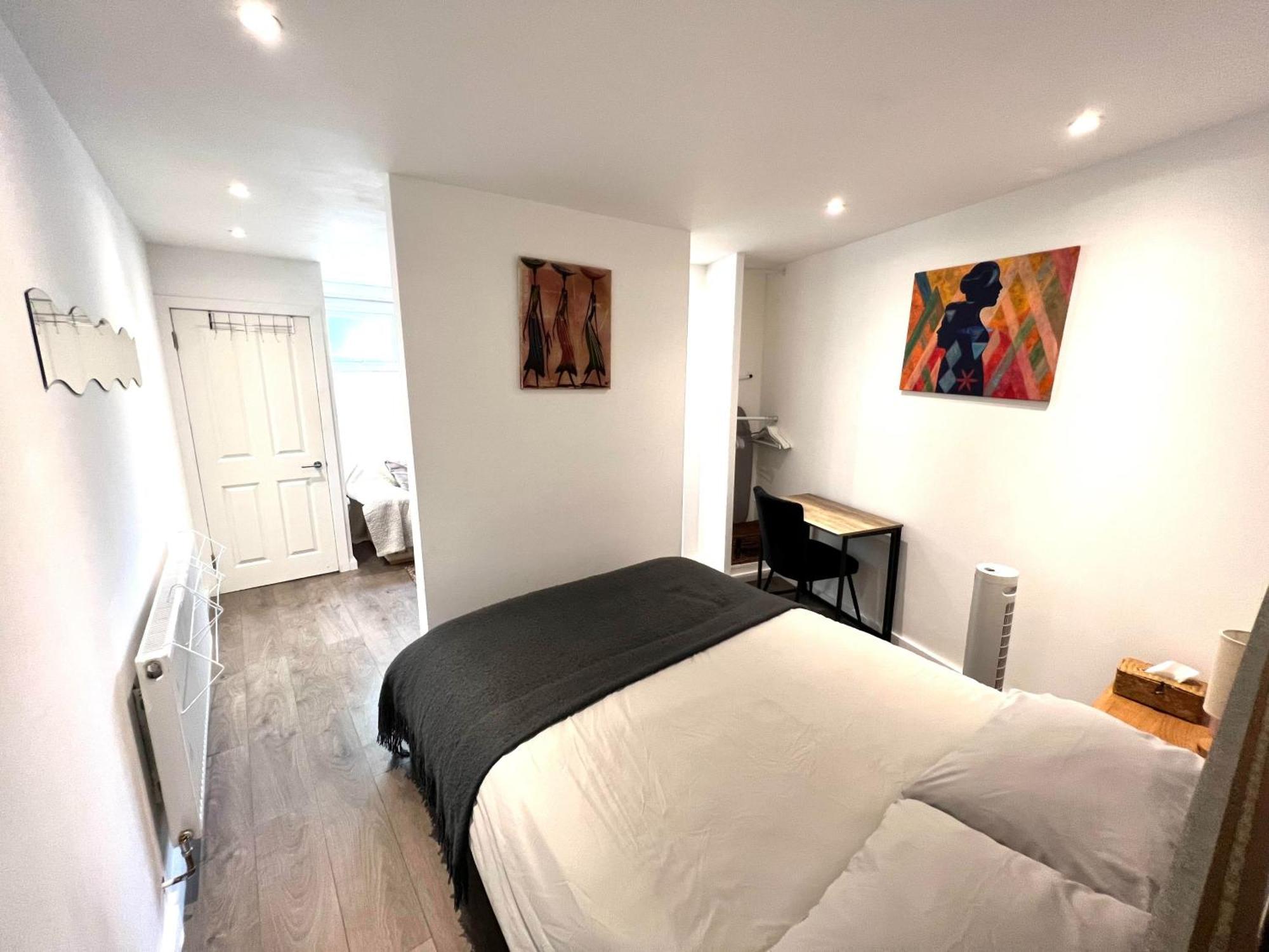 Modern Studio Apartment With Free Wifi Londýn Exteriér fotografie